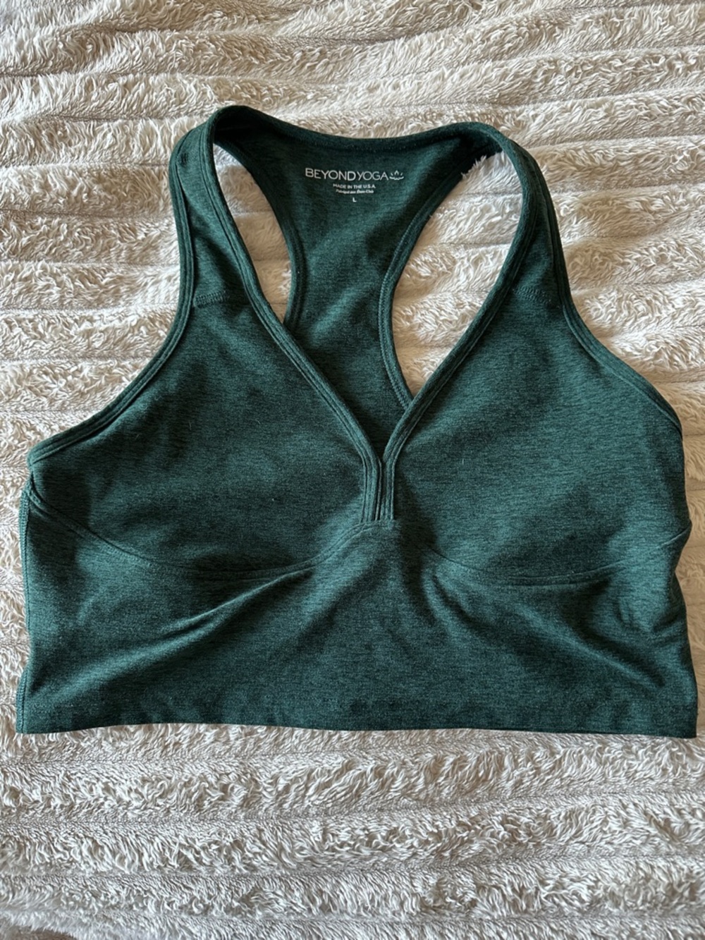 Beyond Yoga Deep Green V-Neck Racerback Sports Bra